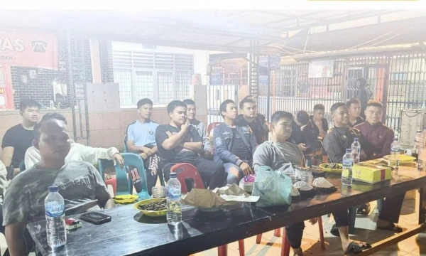 Tingkatkan Kebersamaan, Rutan Pangkalan Brandan Adakan Nobar Pertandingan Timnas Indonesia - Digital Media Public